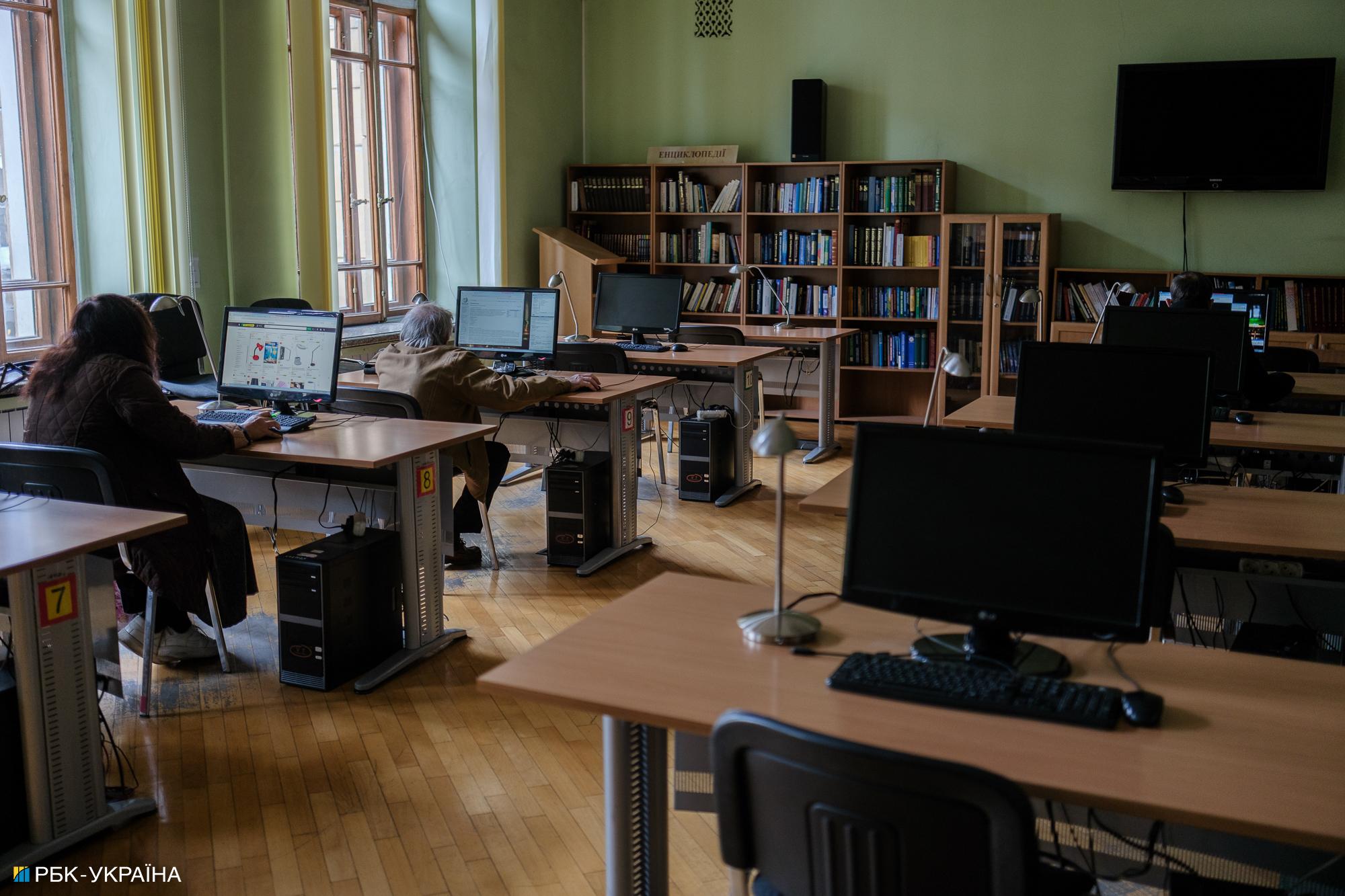 "Ми не фільтруємо, а оптимізуємо": Олег Сербін про роботу бібліотек і російськомовні книги